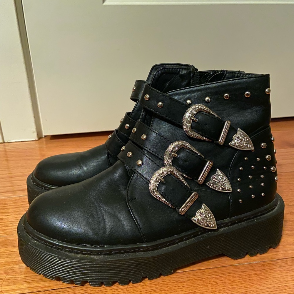 Black Buckle Boots